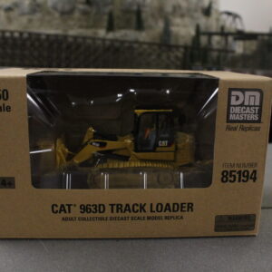 Diecast Masters Cat 963D Track Loader 1:50 scale