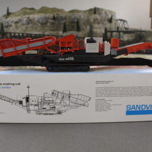 Conrad 2511 Sandvik UH440i Mobile Crushing Unit 1/50 scale
